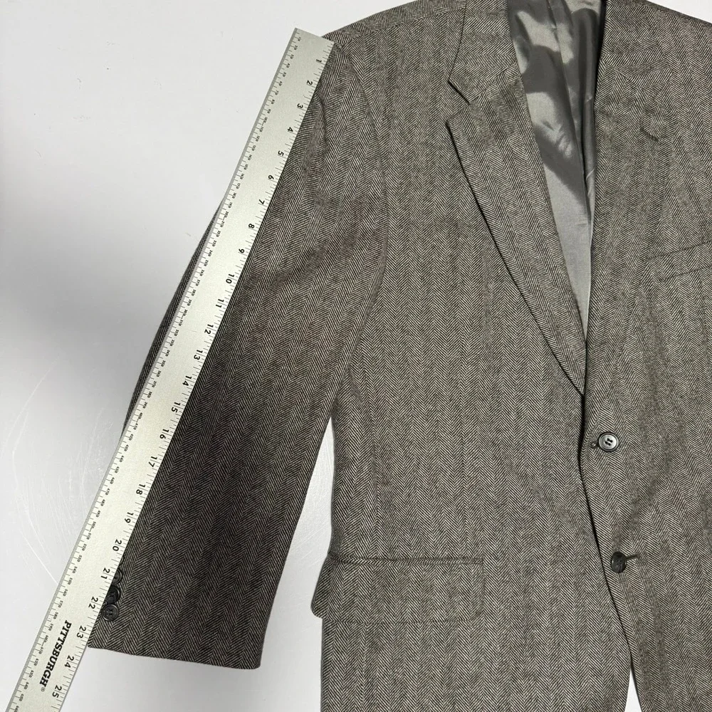 Rutledge's Men's‎ 100% Cashmere Herringbone Blazer Jacket Size 44 Regular